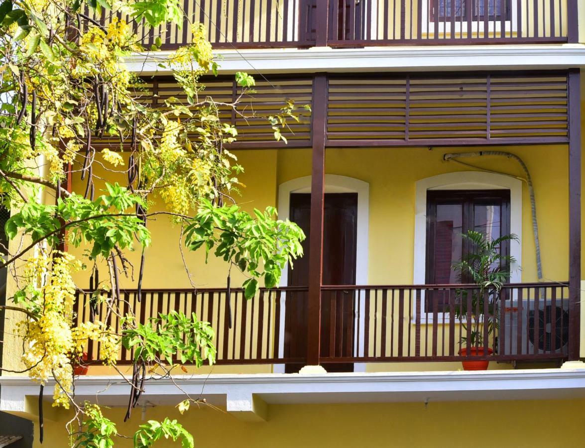 Villa Gomez 蓬蒂切里 外观 照片